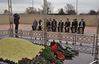 Генеральный секретарь ШОС отдал дань памяти Первому Президенту Узбекистана Генеральный секретарь ШОС отдал дань памяти Первому Президенту Узбекистана