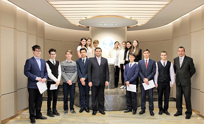 上合组织成员国国家协调员邀请高年级学生参加会议 上合组织成员国国家协调员邀请高年级学生参加会议