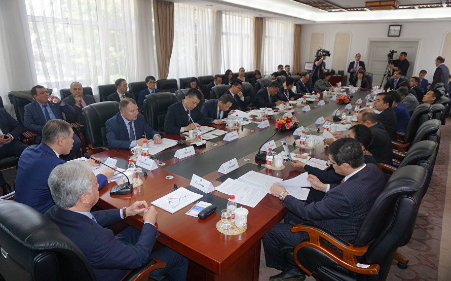 哈萨克斯坦共和国过境运输潜力推介会
