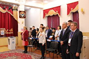 上合组织观察员团观察吉总统选举 上合组织观察员团观察吉总统选举