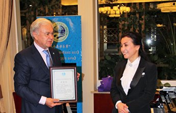 “九个美妙乐章”第二场演出在上海合作组织总部举行 “九个美妙乐章”第二场演出在上海合作组织总部举行