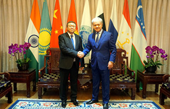上合组织秘书长会见蒙古国驻华大使 上合组织秘书长会见蒙古国驻华大使