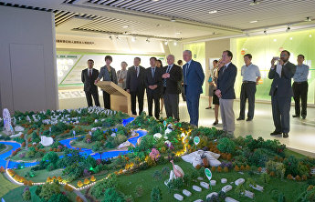 上合组织大使俱乐部学习中国治沙经验 上合组织大使俱乐部学习中国治沙经验