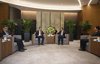 上合组织秘书长与陕西省委书记胡和平举行会谈 上合组织秘书长与陕西省委书记胡和平举行会谈