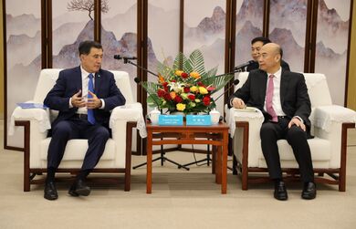Генеральный секретарь ШОС встретился с секретарем парткома КПК провинции Шэньси  