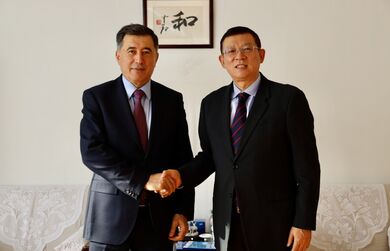 Встреча Генерального секретарь ШОС с директором Центра языкового образования и сотрудничества Китая