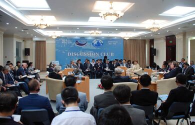 Делегация Секретариата ШОС приняла участие в 5-м заседании Дискуссионного клуба