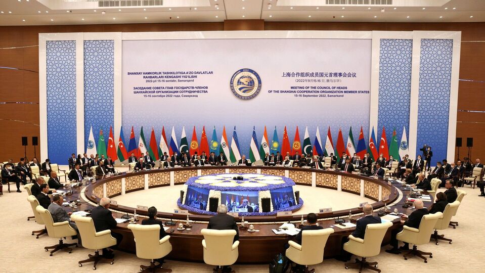 Заседание Совета глав государств-членов ШОС в расширенном составе 
