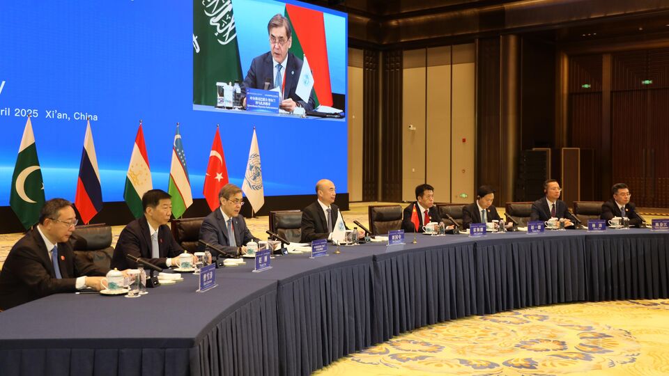 上海合作组织成员国第八次卫生部长会议在西安举行