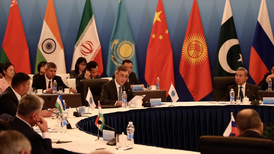 上海合作组织成员国外交部长理事会会议在天津举行