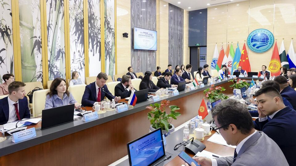 上海合作组织青年理事会第十八次会议在上合组织秘书处举行
