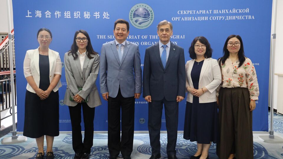 上海合作组织秘书长叶尔梅克巴耶夫会见中国外文局领导
