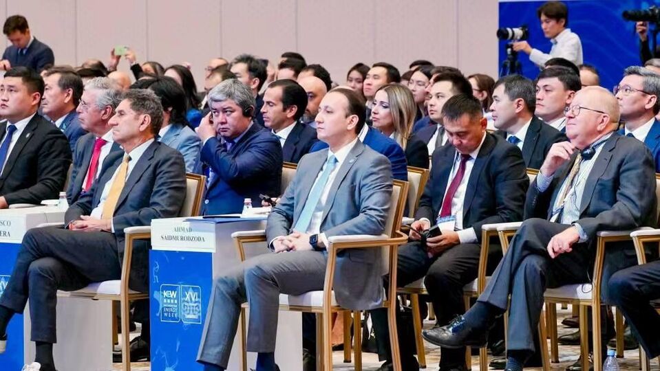 上海合作组织副秘书长出席哈萨克斯坦能源周活动