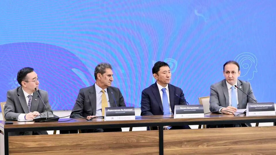 上海合作组织副秘书长出席哈萨克斯坦能源周活动