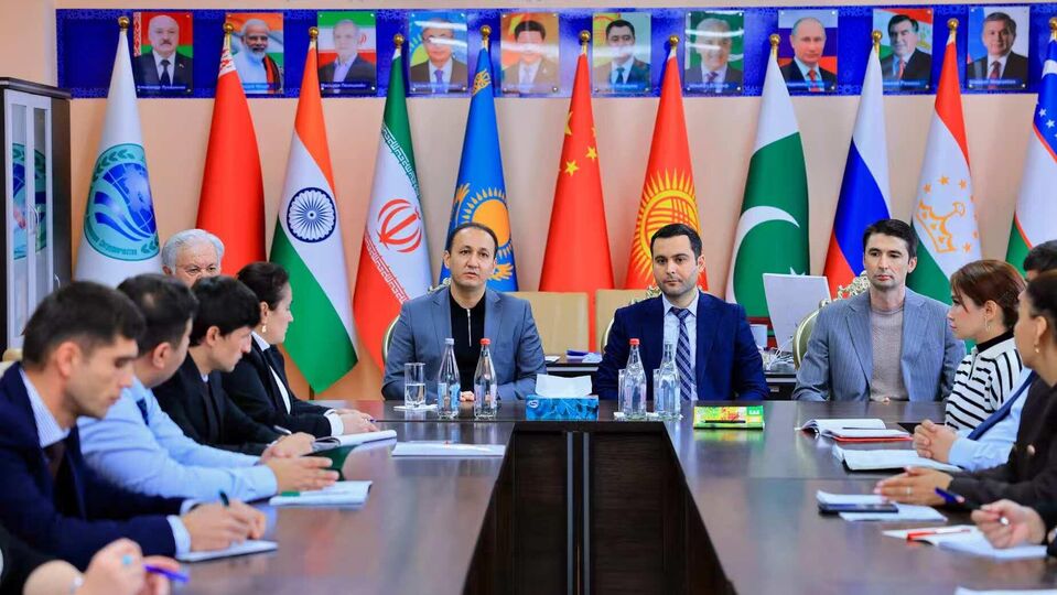 SCO Talks:上海合作组织塔吉克斯坦友好合作中心举行专题讲座