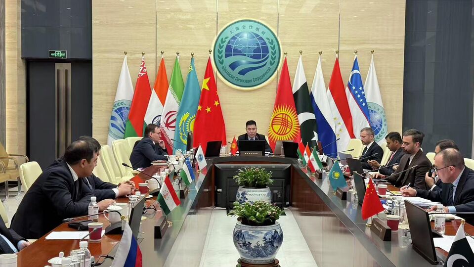 上海合作组织成员国常驻秘书处代表举行会议