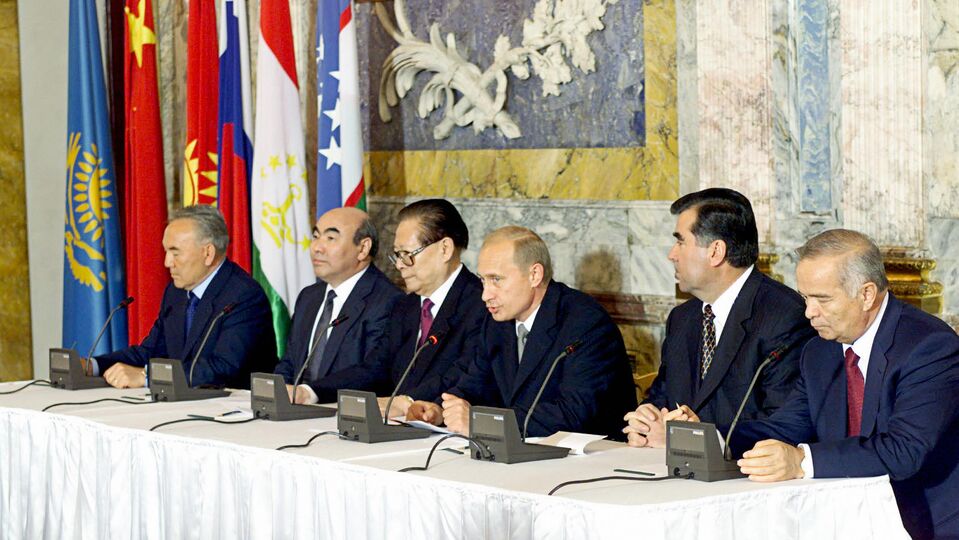 Моменты из истории ШОС