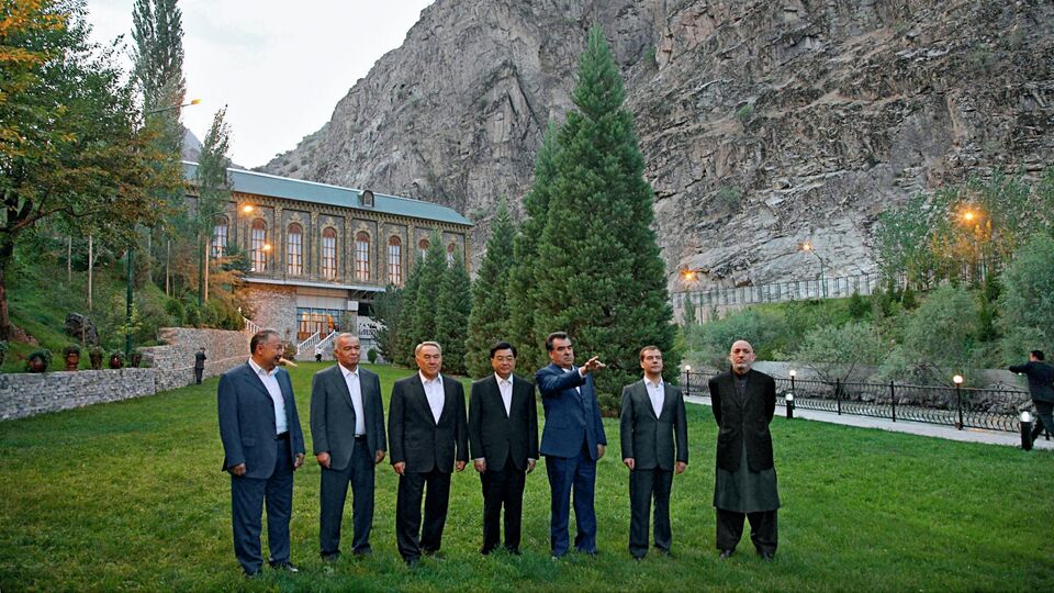 Моменты из истории ШОС