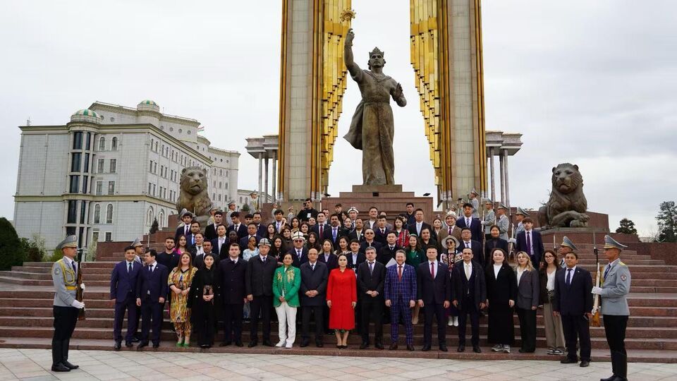 上海合作组织副秘书长赴塔吉克斯坦出席上合组织青年论坛