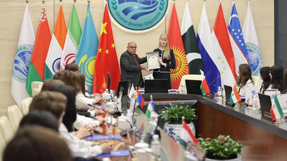 “模拟上海合作组织2026”活动在上合组织秘书处举行