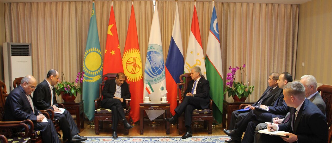 Посол Ирана посетил Штаб-квартиру ШОС