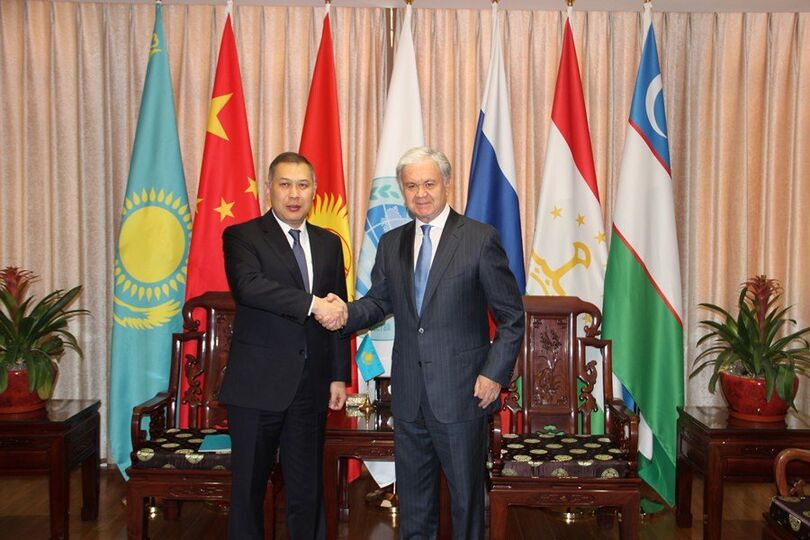 Посол Республики Казахстан в КНР посетил Штаб-квартиру ШОС