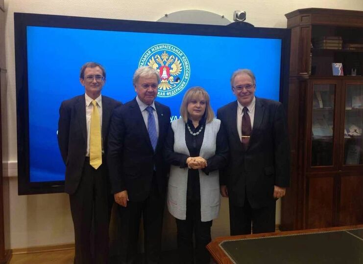 Р.Алимов встретился с Председателем ЦИК России Э.Панфиловой