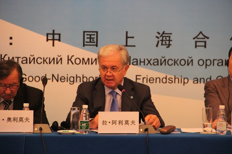 Генеральный секретарь ШОС принял участие в Международном симпозиуме аналитических центров