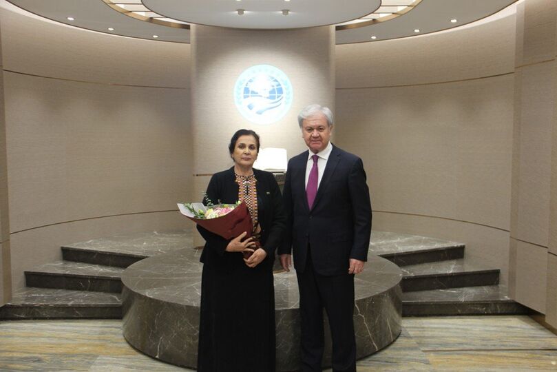 Генеральный секретарь ШОС и Р.Алимов встретился с Чрезвычайным и Полномочным Послом Туркменистана в КНР Ч.Рустамовой