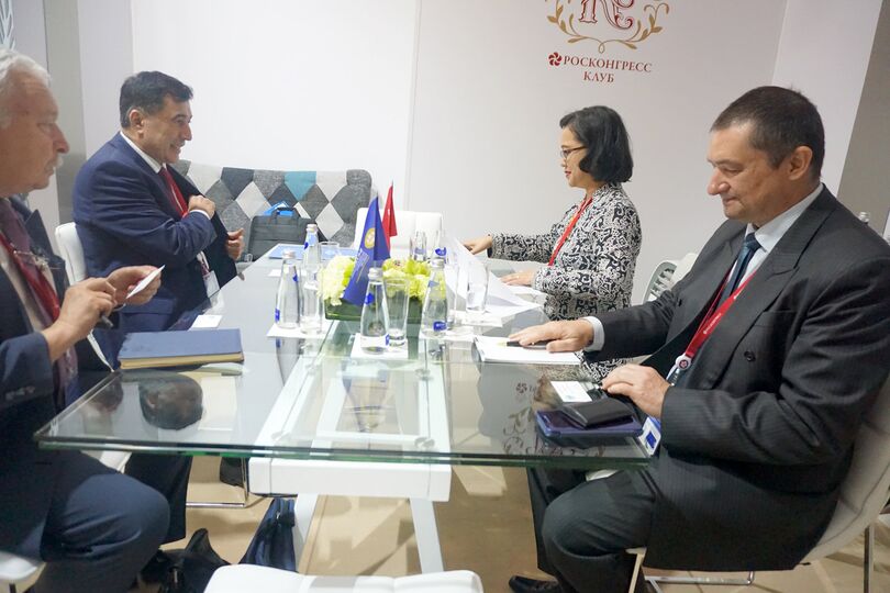 О встрече Генерального секретаря ШОС с Исполнительным секретарем ЭСКАТО ООН