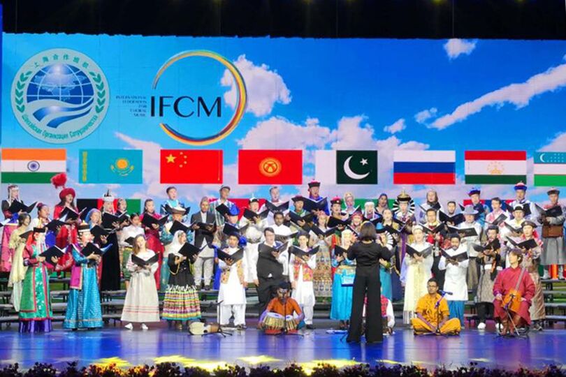 Хор ШОС впервые зазвучал в Хух-Хото